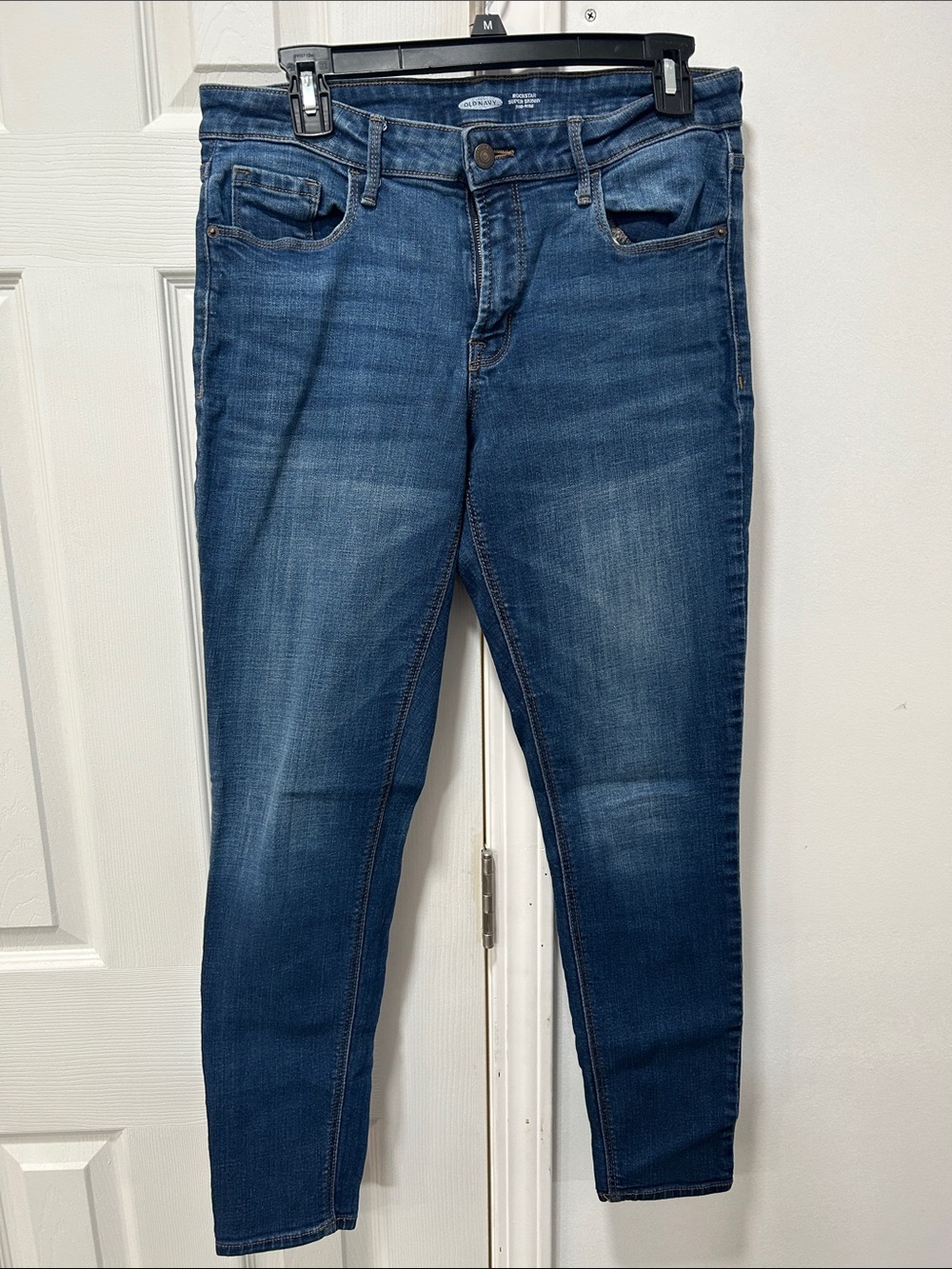 Old Navy Women’s Skinny Jeans in Dark Blue Wash